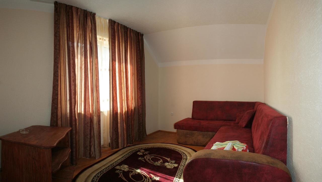Мини-отель Chagari Hotel Берегово